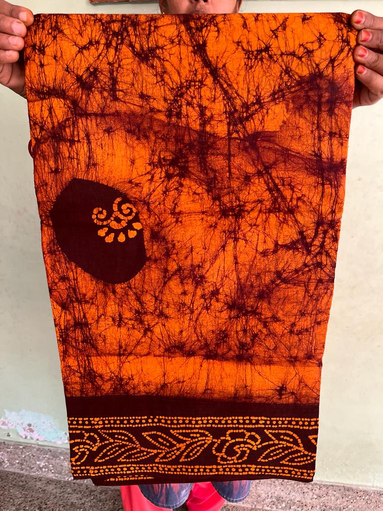 Pure cotton sarees with Wax Chungudi in Orange with Coffee Brown Color