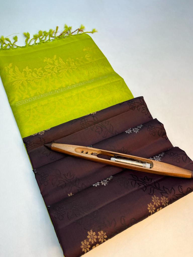 Beautiful Handloom Pure Soft Silk Empose Design Saree in Coffee Brown with Green Color